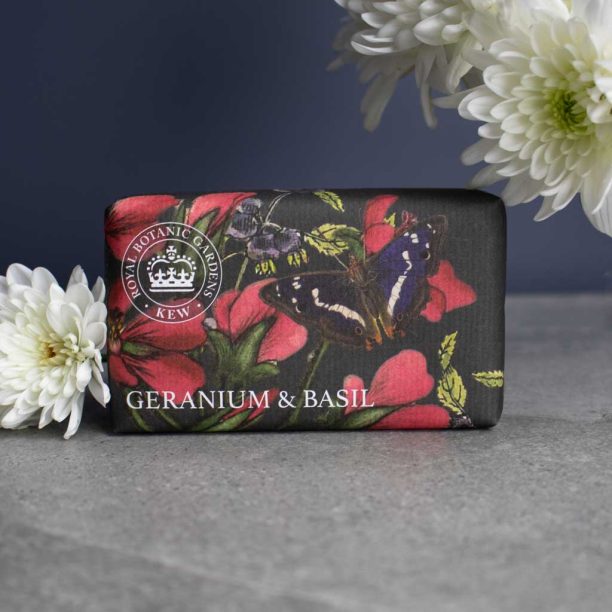 KGS0021-Kew-Geranium-Basil-4-612x612